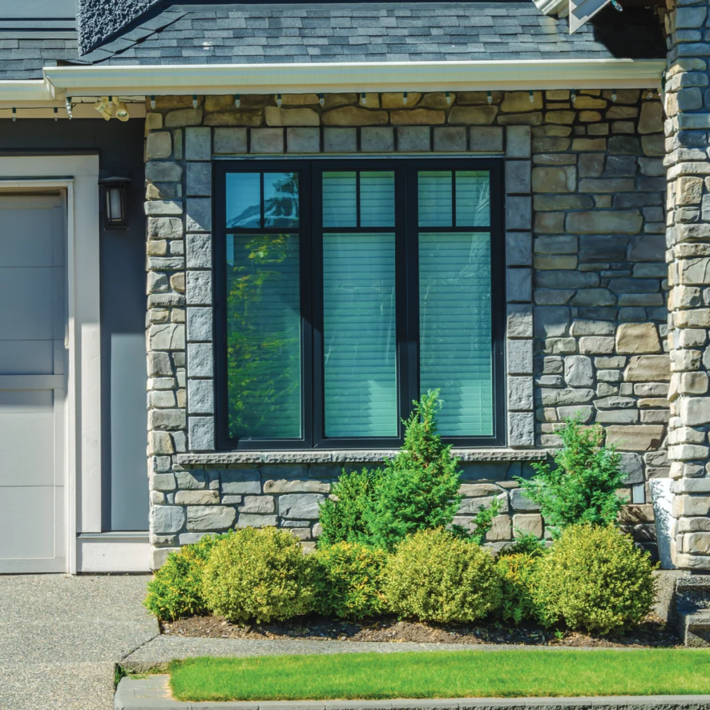 MI_EC-4000_CM_OutsideBronze